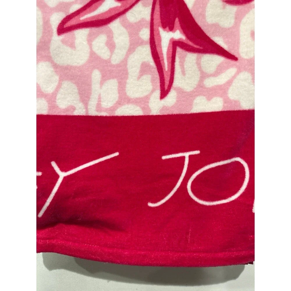 BETSEY JOHNSON BEACH TOWEL-Pink Bow